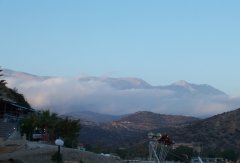 Das Ída-Gebirge in den Wolken